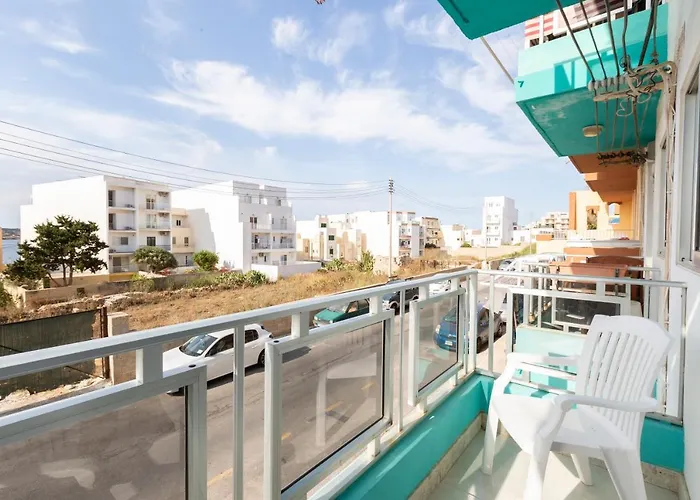 Ne1 - Lovely 2 Bedroom Apartment. Perfect Location